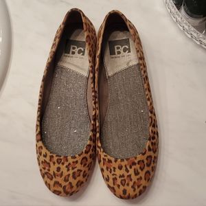 Lady's animal print flats